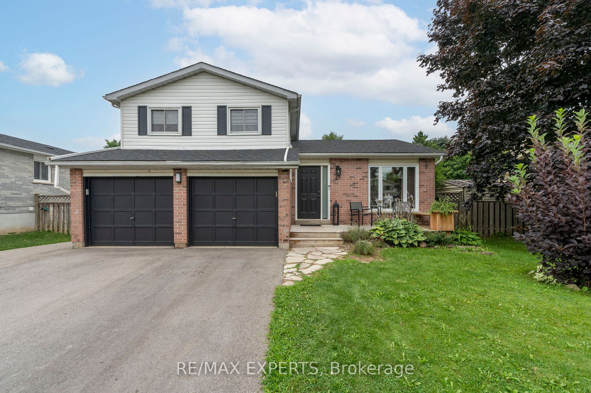 27 Metcalf Cres, New Tecumseth, Ontario, Tottenham