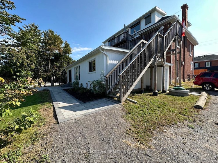 822 Ward St, Smith-Ennismore-Lakefield, Ontario, Rural Smith-Ennismore-Lakefield