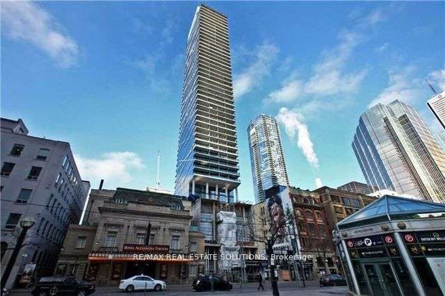 224 King St W, Toronto, Ontario, Waterfront Communities C1