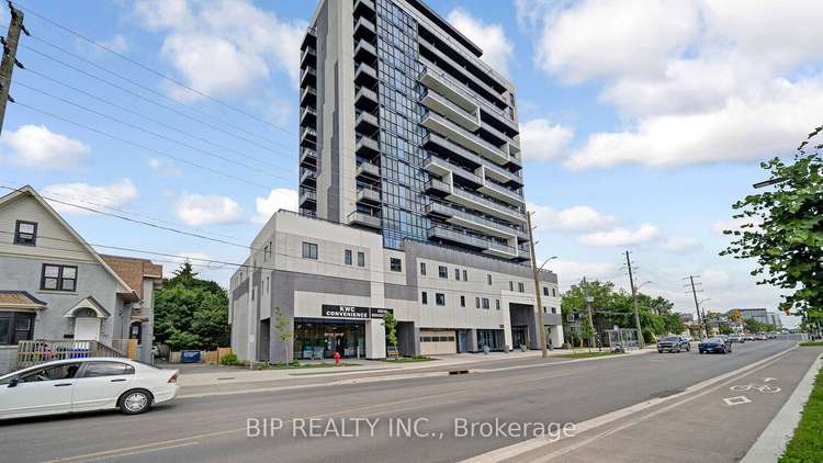 128 King St N, Waterloo, Ontario, 