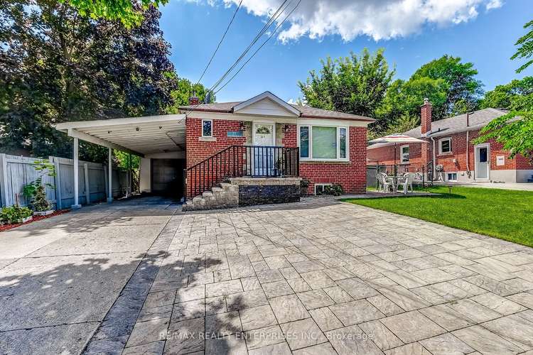 31 Chatterton Blvd, Toronto, Ontario, Scarborough Village