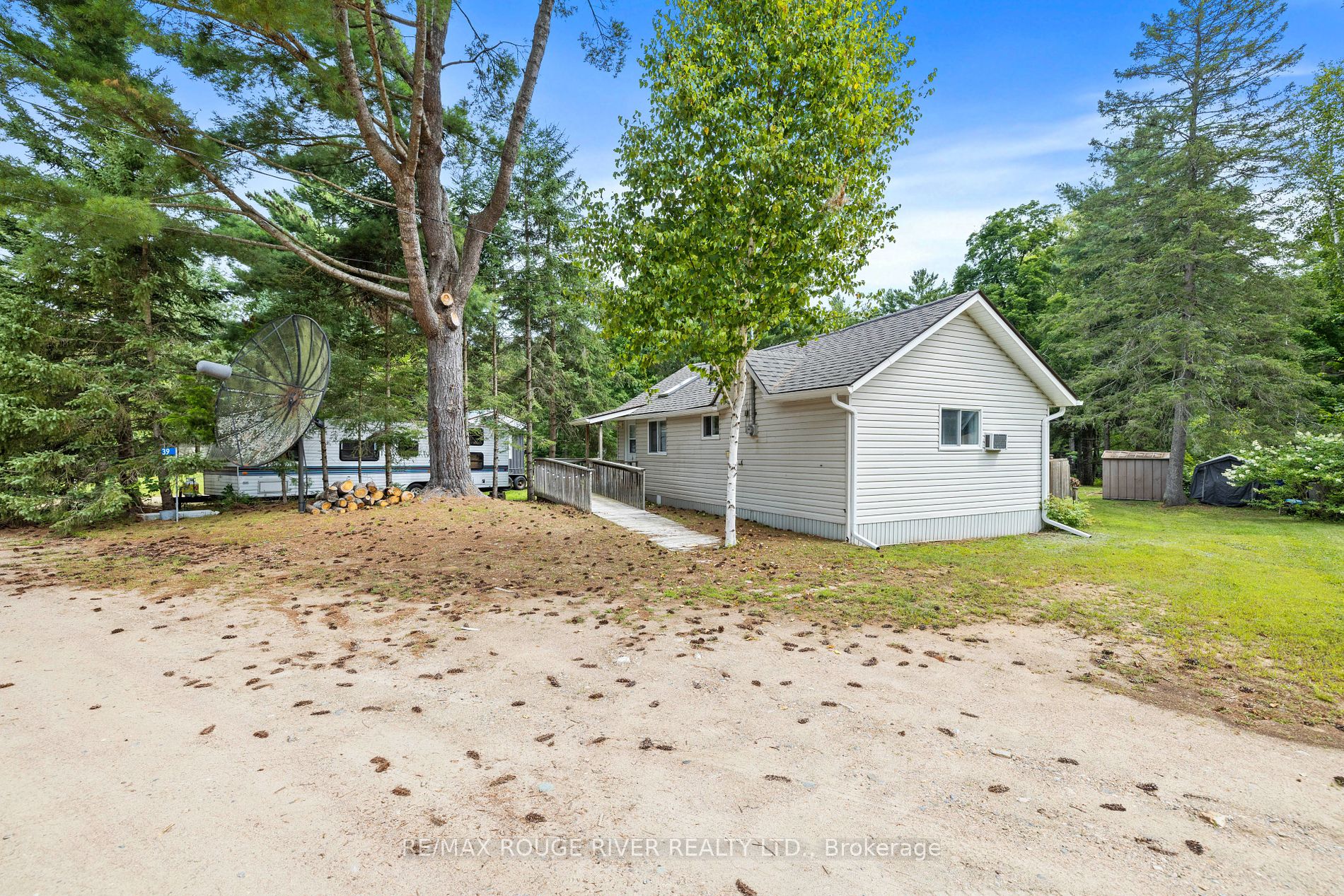 39 Hobo Lane, Bancroft, Ontario, 