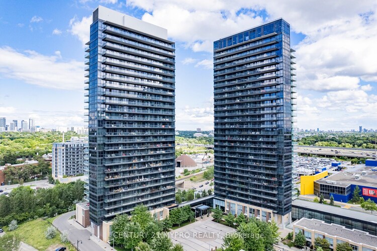 33 Singer Crt, Toronto, Ontario, Bayview Village