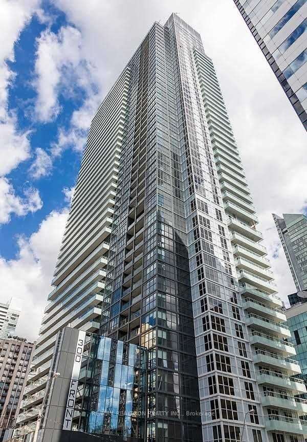 300 Front St W, Toronto, Ontario, Waterfront Communities C1