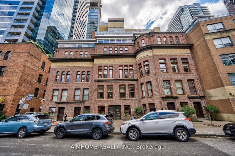 11 St Joseph St, Toronto, Ontario, Bay Street Corridor