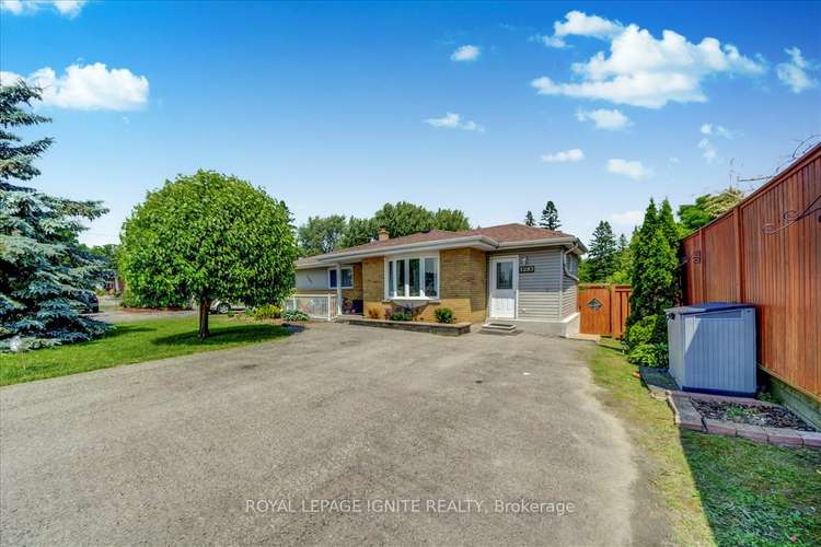 1283 Townline Rd N, Oshawa, Ontario, Pinecrest