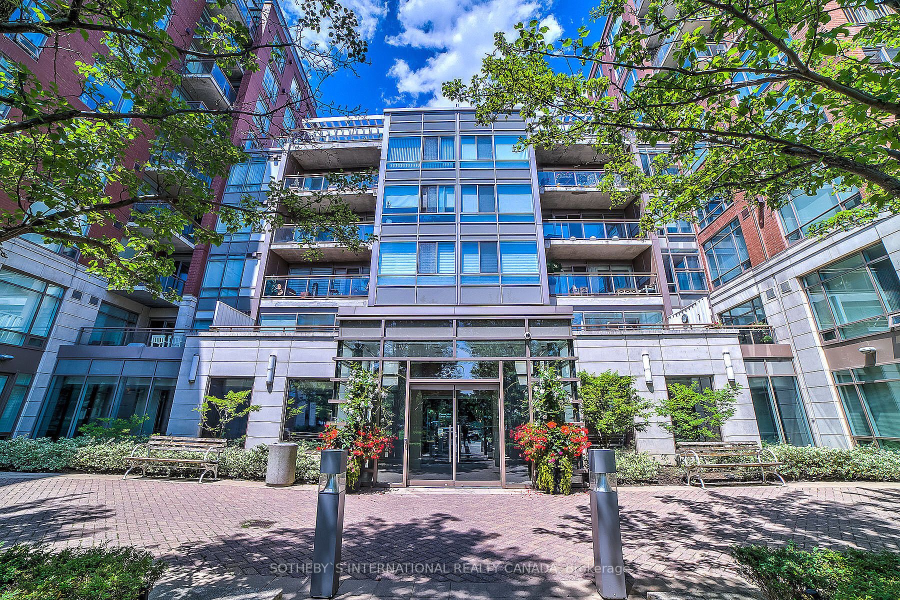 500 Queens Quay W, Toronto, Ontario, Waterfront Communities C1