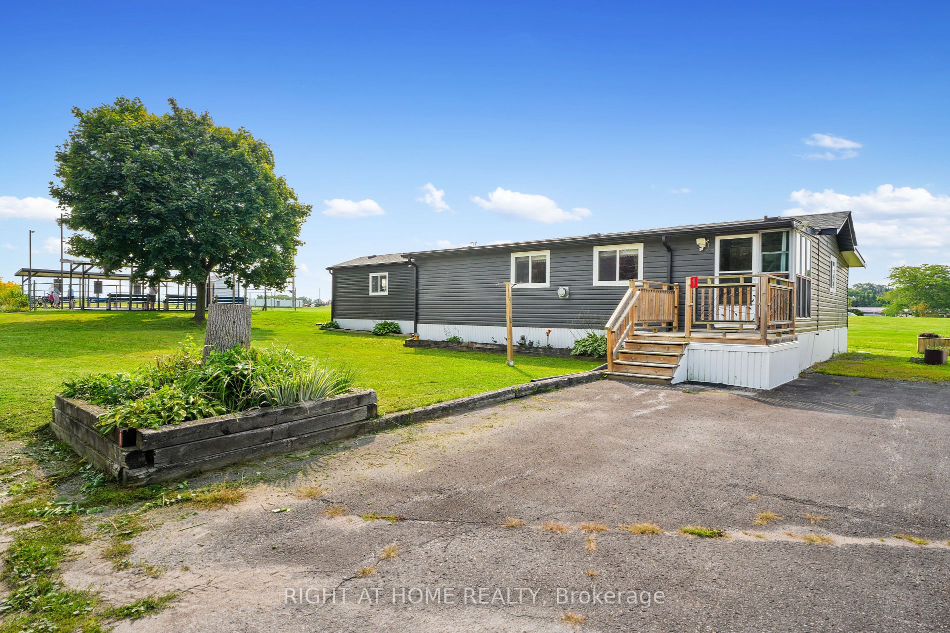 1 Coburn Dr, Otonabee-South Monaghan, Ontario, Rural Otonabee-South Monaghan