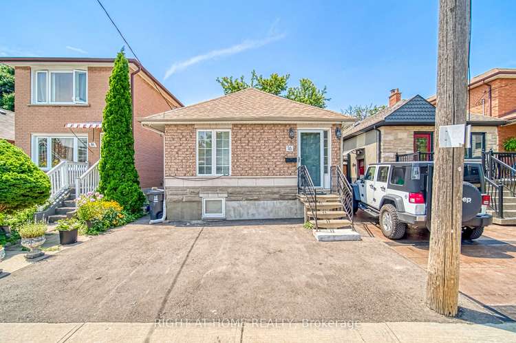 16 Beechwood Ave W, Toronto, Ontario, Rockcliffe-Smythe