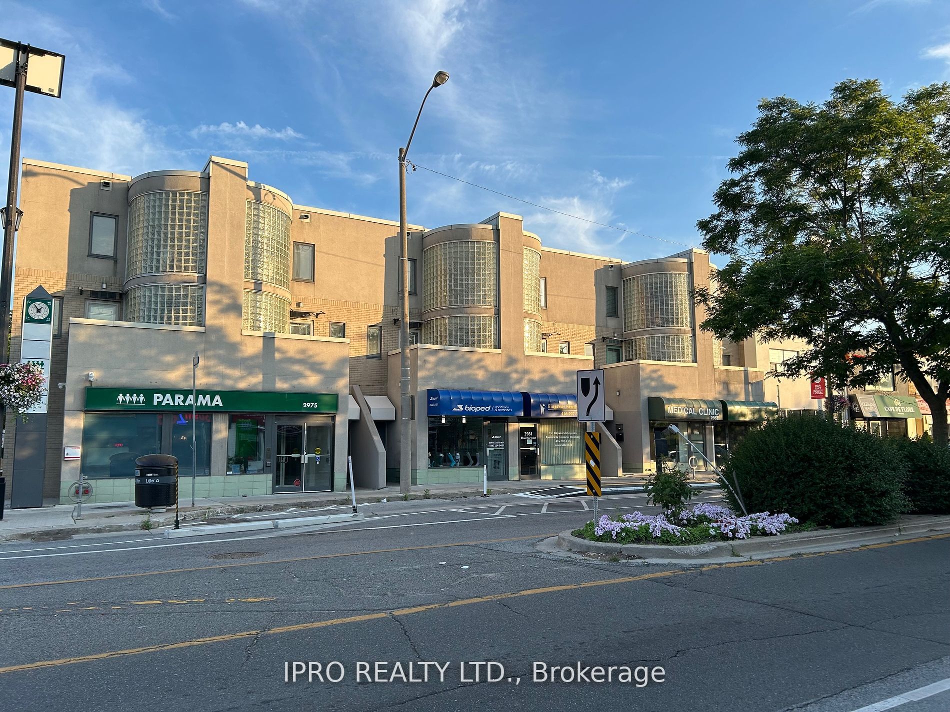 2985 Bloor St W, Toronto, Ontario, Stonegate-Queensway