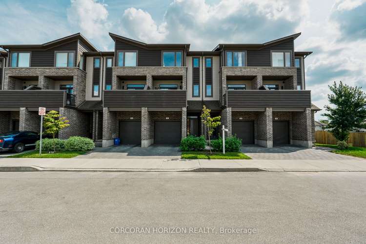 2070 Meadowgate Blvd, London, Ontario, 