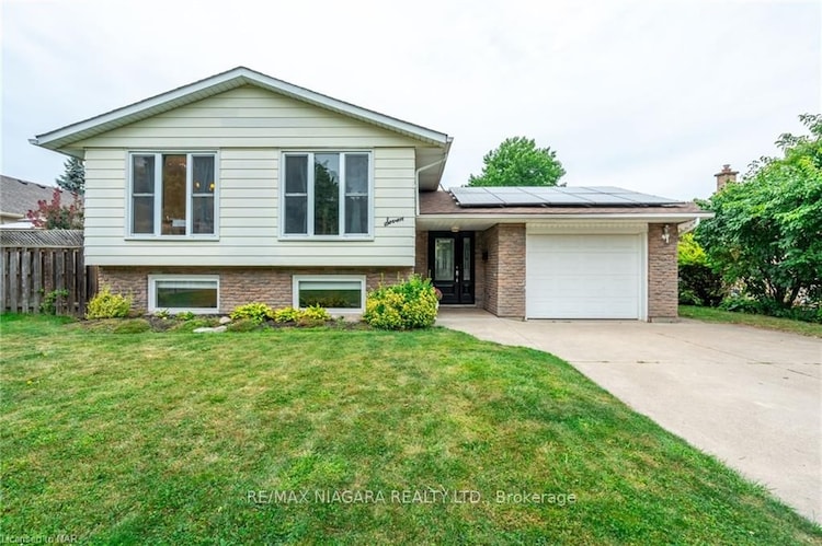 7 Royal Oak Dr, St. Catharines, Ontario, 