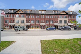 20 Lunar Cres