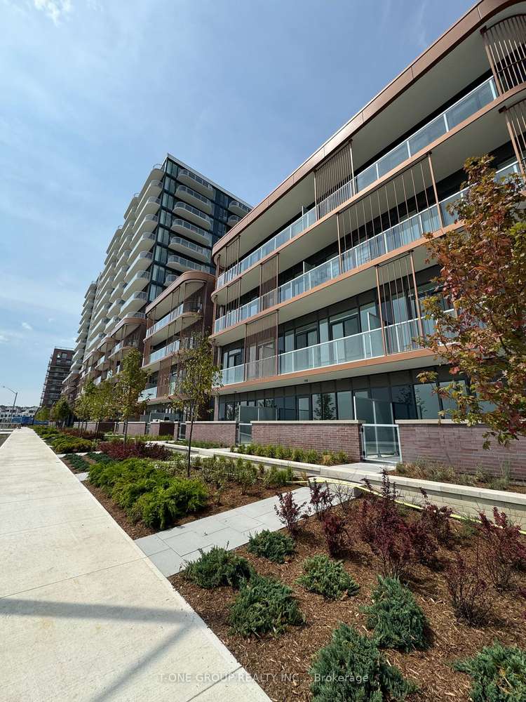 220 Missinnihe Way, Mississauga, Ontario, Port Credit