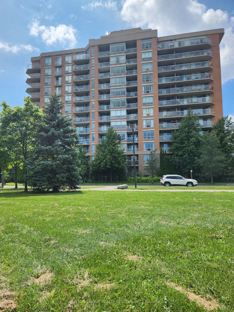 1140 Parkwest Pl, Mississauga, Ontario, Lakeview