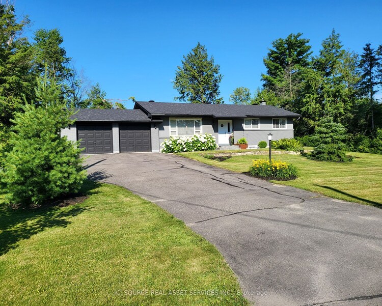 2 Miriam Ave, Ottawa, Ontario, Nepean