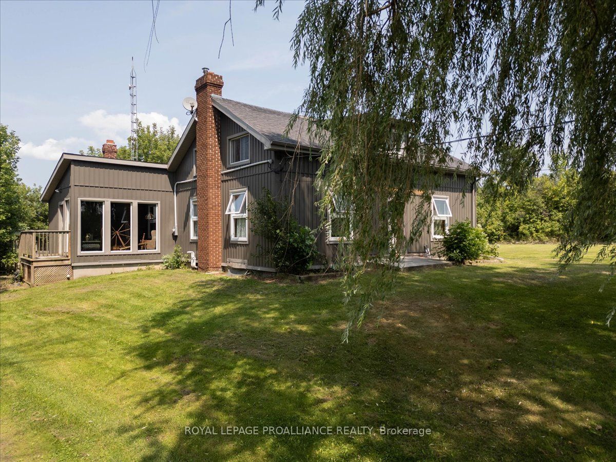 2085 Enright Rd, Tyendinaga, Ontario, 