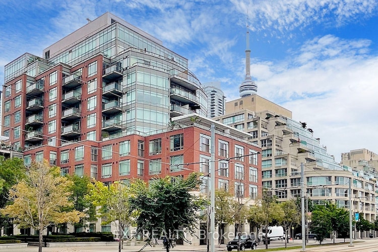 500 Queens Quay W, Toronto, Ontario, Waterfront Communities C1