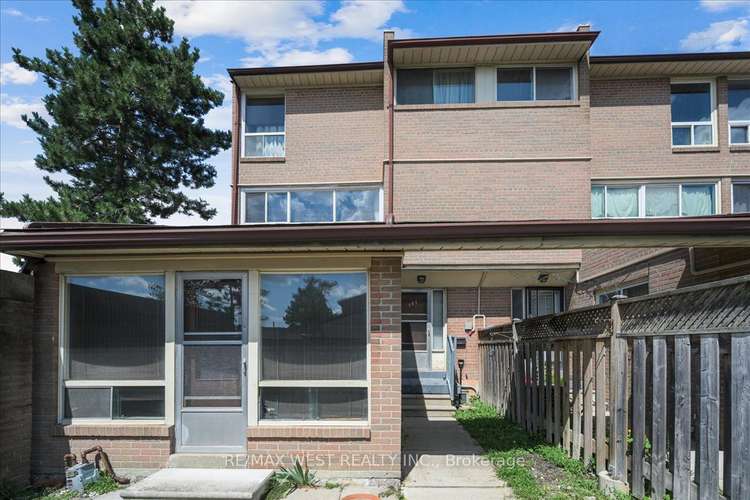 252 John Garland Blvd, Toronto, Ontario, West Humber-Clairville