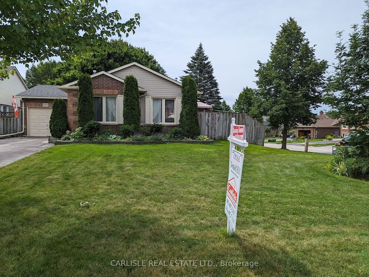 200 Glenway Circ, Newmarket, Ontario, Glenway Estates