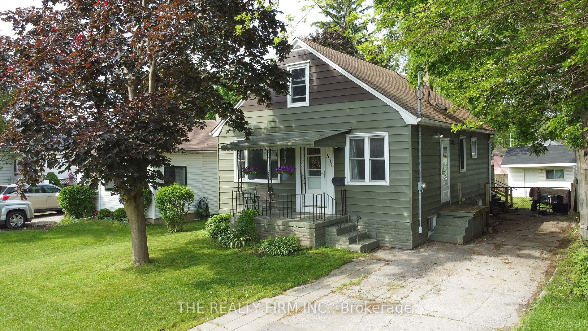 371 Manitoba St, London, Ontario, East H