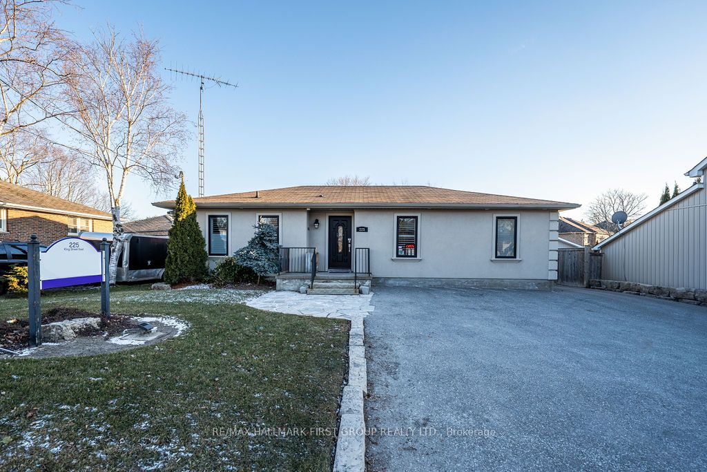 225 King Ave E, Clarington, Ontario, Newcastle