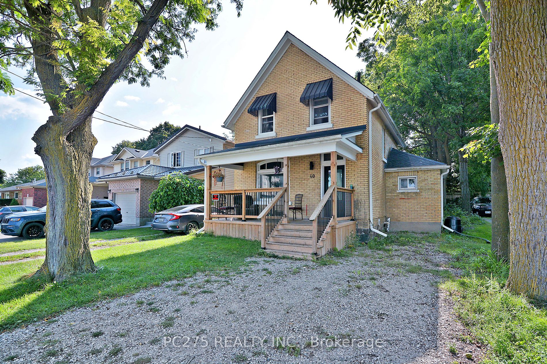 40 Young St, Woodstock, Ontario, 