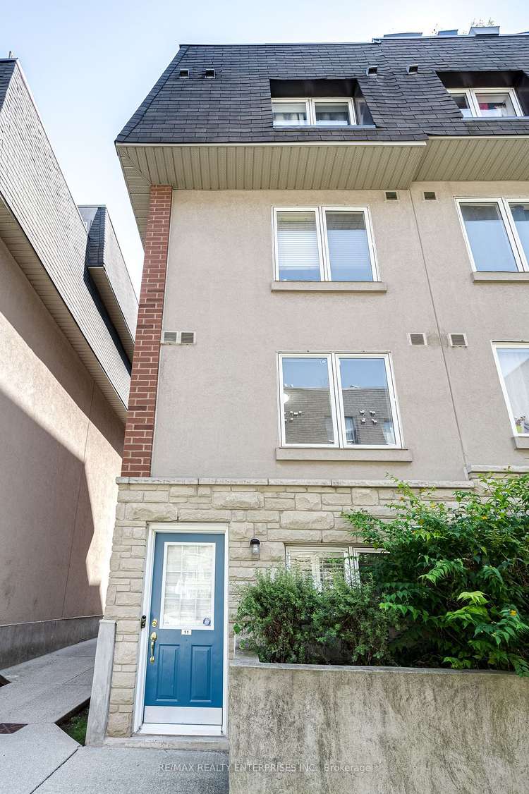 20 Turntable Cres, Toronto, Ontario, Dovercourt-Wallace Emerson-Junction