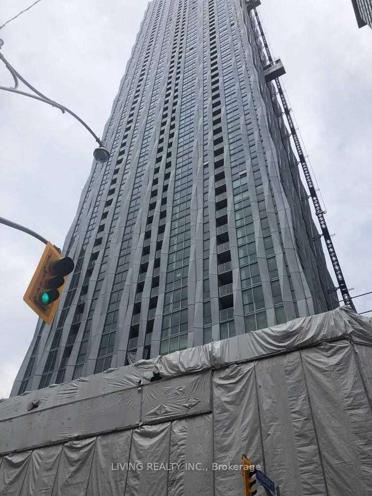 1 Yorkville Ave, Toronto, Ontario, Annex