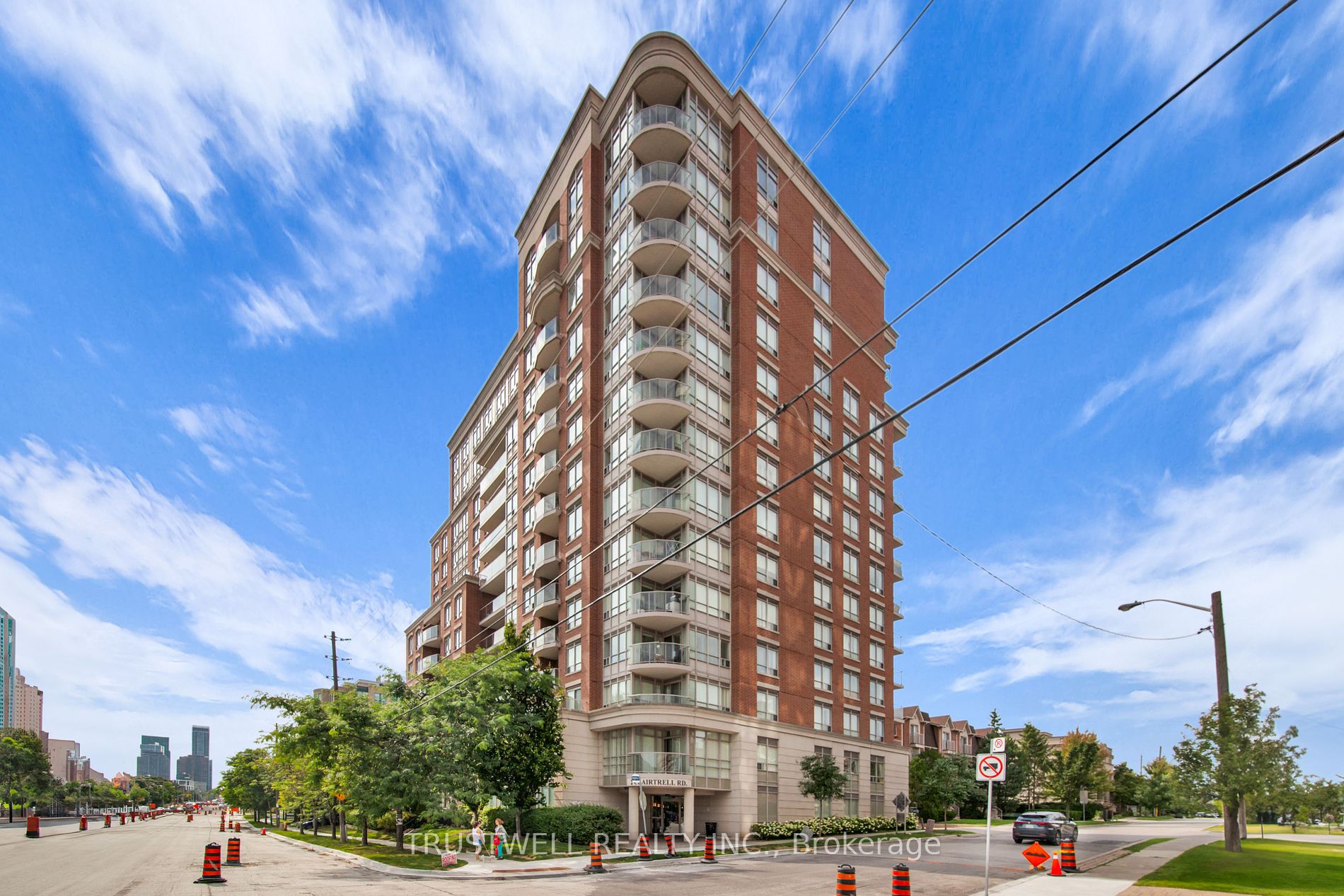 2 Clairtrell Rd, Toronto, Ontario, Willowdale East