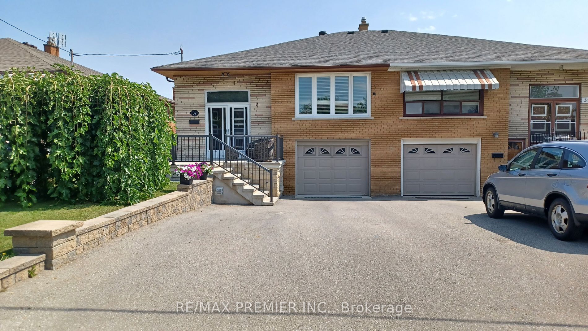 37 Charrington Cres, Toronto, Ontario, Glenfield-Jane Heights