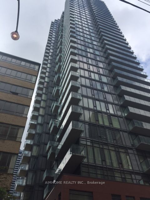 75 St Nicholas St, Toronto, Ontario, Bay Street Corridor