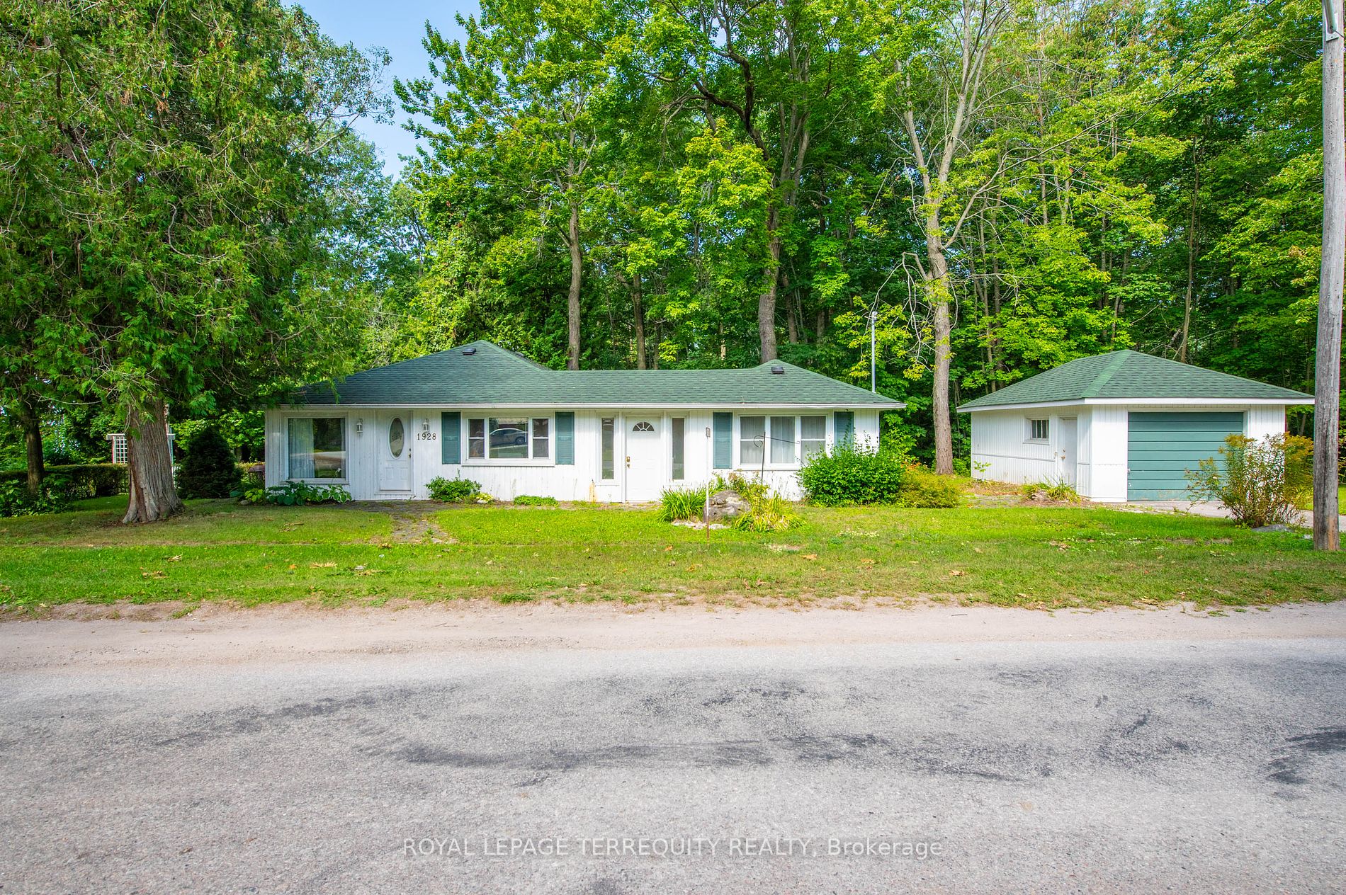 1928 Tiny Beaches Rd S, Tiny, Ontario, Rural Tiny