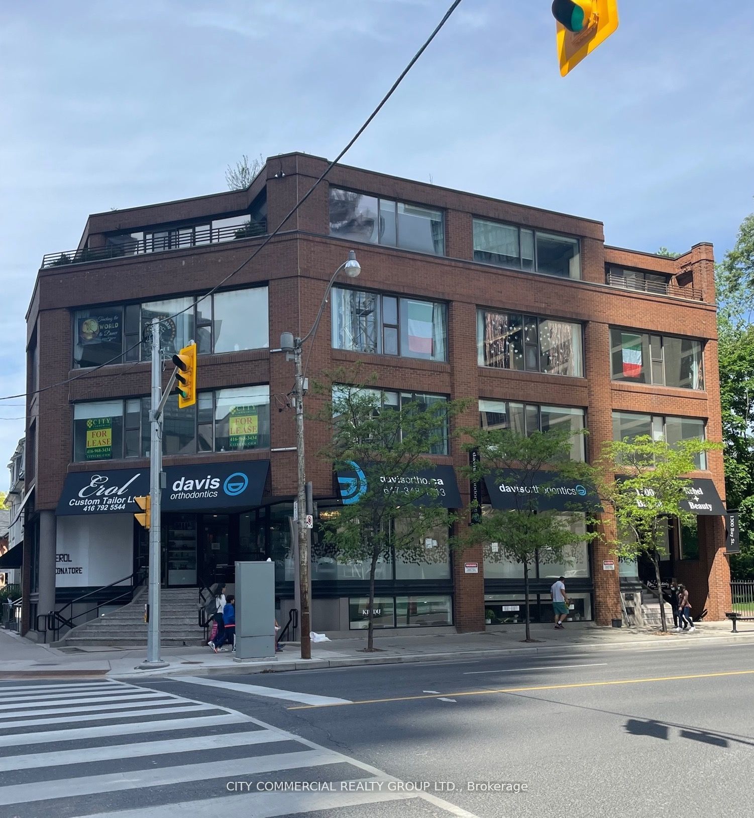 1300 Bay St, Toronto, Ontario, Annex