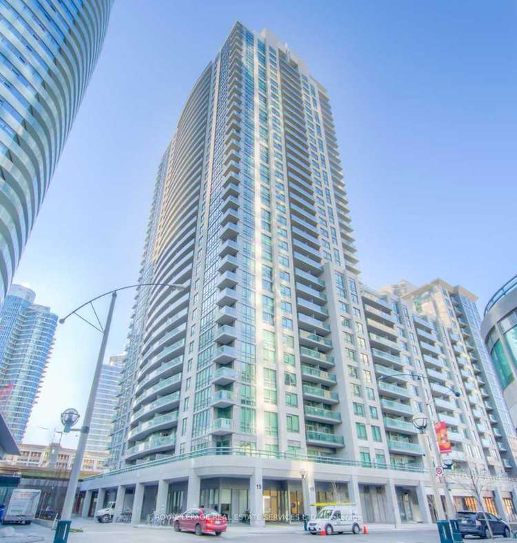 19 Grand Trunk Cres, Toronto, Ontario, Waterfront Communities C1