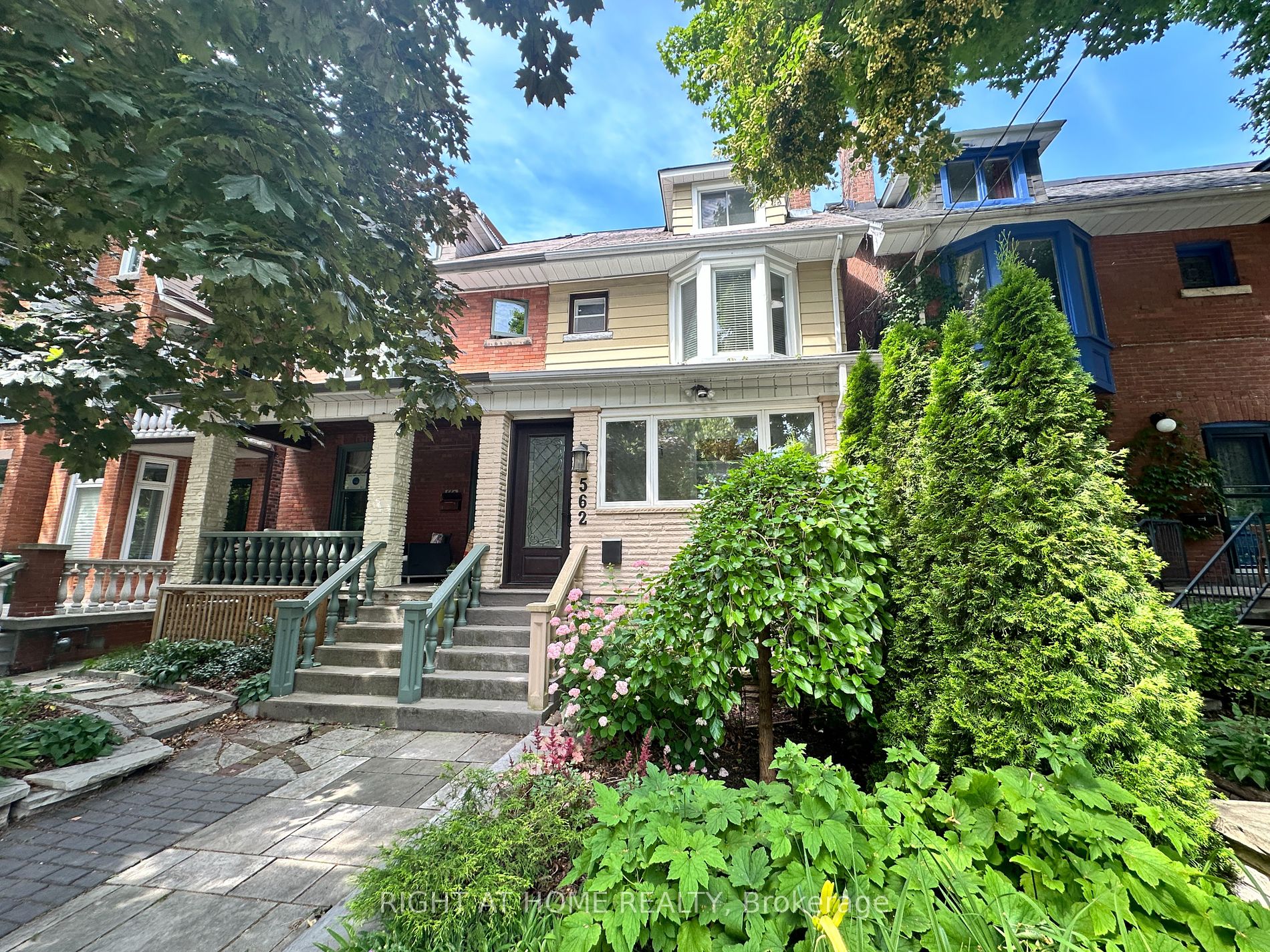 562 Manning Ave, Toronto, Ontario, Palmerston-Little Italy