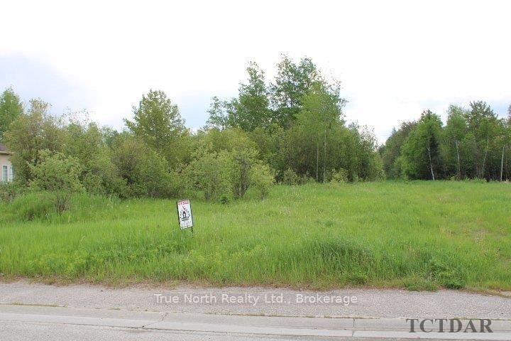 141 Avenue Rd, Cochrane, Ontario