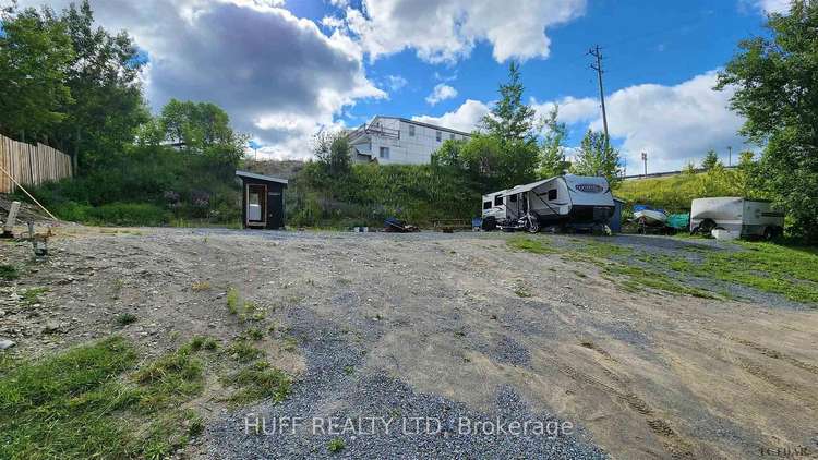 381 Riverside St, Matachewan, Ontario, 