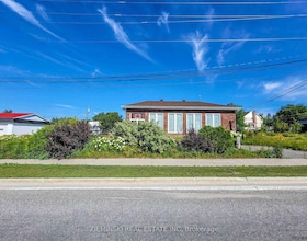 236 Cambridge Ave, Cochrane, Ontario , MLS #T9277439 , Image - 1