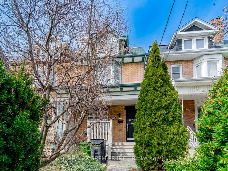 10 St. Annes Rd, Toronto, Ontario, Little Portugal