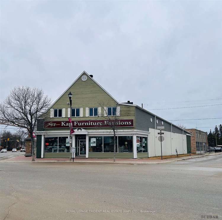 26 Circle St, Kapuskasing, Ontario, 