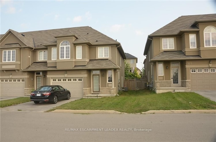 327 Stonehenge Dr, Hamilton, Ontario, Meadowlands