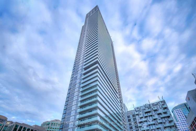 300 Front St, Toronto, Ontario, Waterfront Communities C1