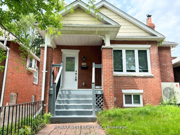 142 Eastwood Rd, Toronto, Ontario, Woodbine Corridor