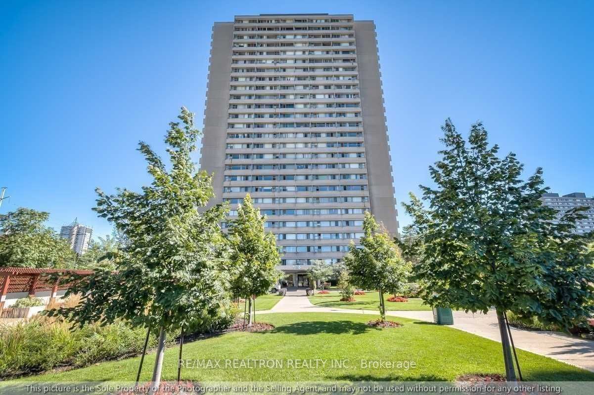 735 Don Mills Rd, Toronto, Ontario, Flemingdon Park