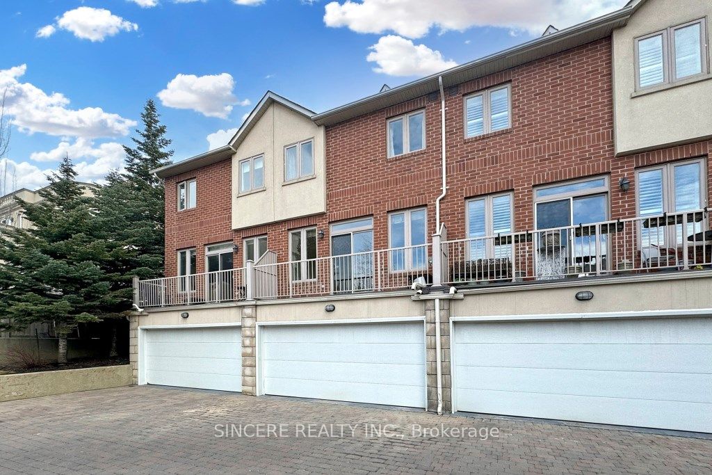 2 Clairtrell Rd, Toronto, Ontario, Willowdale East