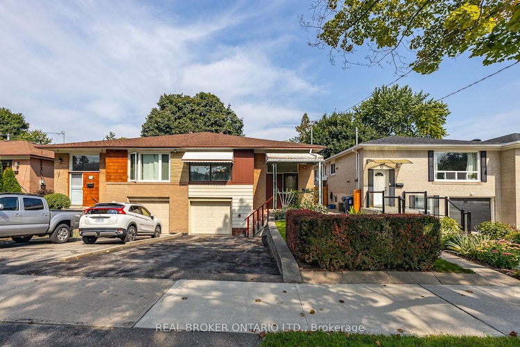 44 Green Bush Rd, Toronto, Ontario, Newtonbrook West