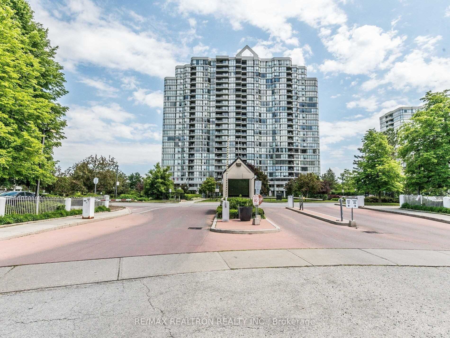 3 Rowntree Rd, Toronto, Ontario, Mount Olive-Silverstone-Jamestown