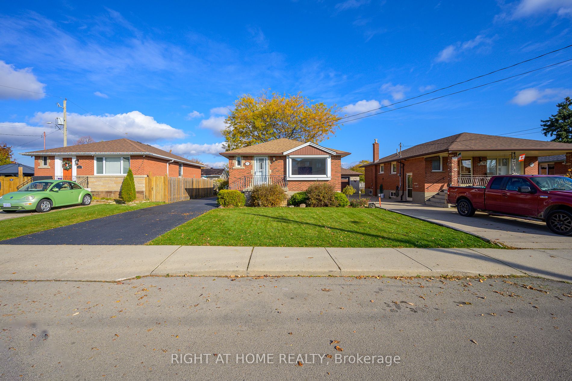 781 Ninth Ave, Hamilton, Ontario, Hampton Heights