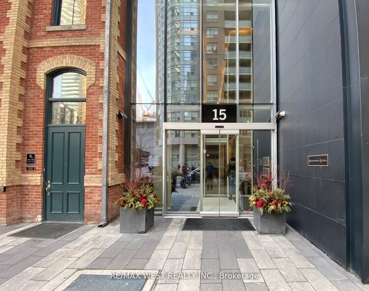 15 Grenville St, Toronto, Ontario, Bay Street Corridor